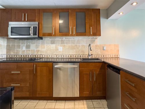 apt-230-3841 Environ Blvd, Lauderhill, FL, 33319-4216 | Card Image