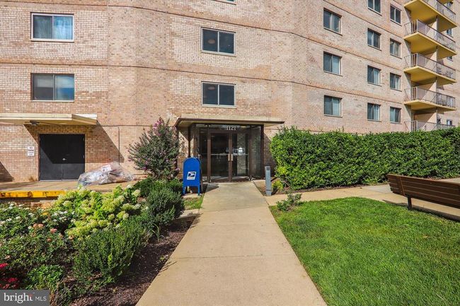 APT-1105B - 1121 University Blvd W, Condo with 3 bedrooms, 2 bathrooms and null parking in SILVER SPRING MD | Image 31