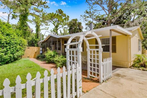 120 Niver St, Port Orange, FL, 32127-5529 | Card Image