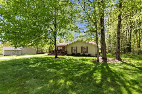 329 Floralwood Dr, Howard, OH, 43028-9687 | Card Image