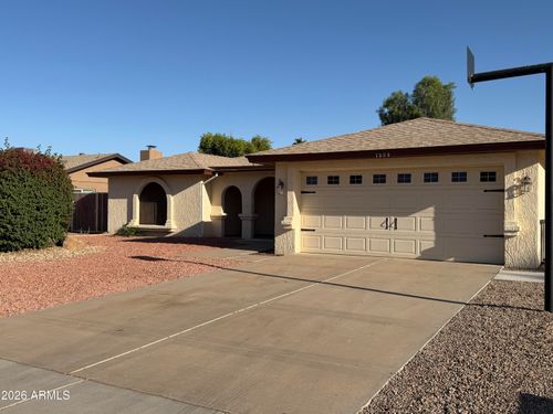 7309 W Canterbury Dr, Peoria, AZ, 85345-8773 | Card Image