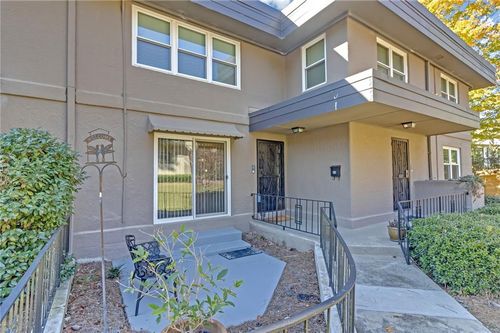 apt-e-276 Lakemoore Dr Ne, Atlanta, GA, 30342-3874 | Card Image