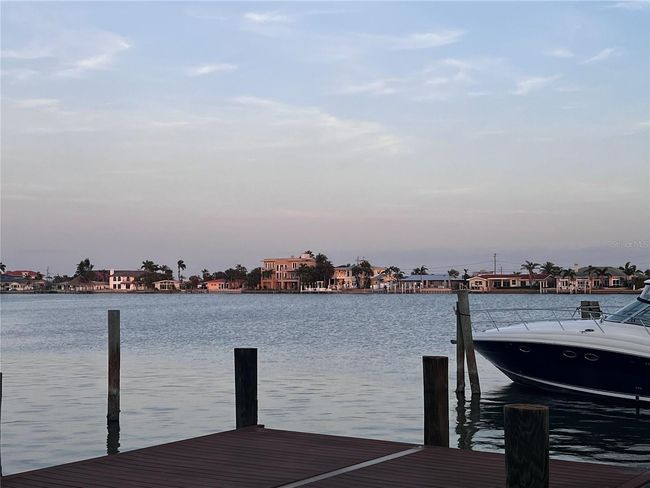 530 59 Th Ave, House other with 2 bedrooms, 2 bathrooms and null parking in ST PETE BEACH FL | Image 22