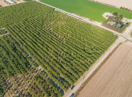 2 Longview Ave, Livingston, CA, 95334 | Card Image