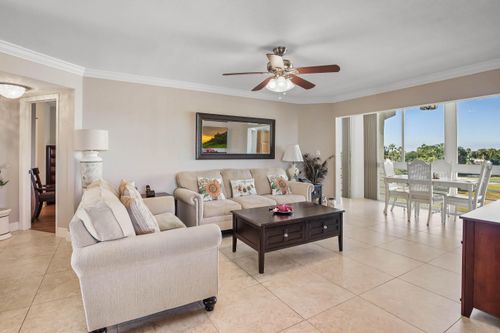 516-3951 Via Poinciana, Lake Worth, FL, 33467-2968 | Card Image