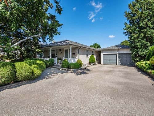 143 Dudley Ave, Thornhill, ON, L3T2E5 | Card Image