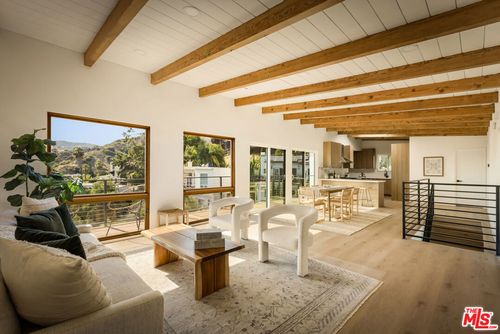 6374 Macal Pl, LOS ANGELES, CA, 90068-2830 | Card Image