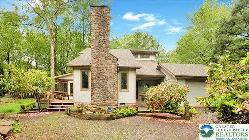 65 Maplewood Rd, Lake Harmony, PA, 18624 | Card Image