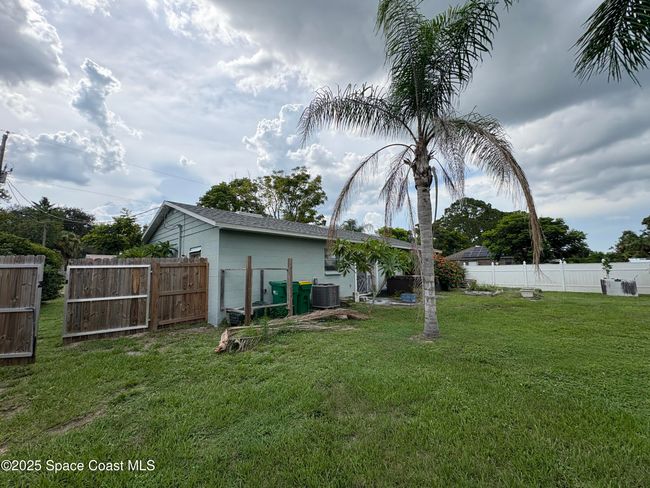 6213 E Baker Cir, House other with 3 bedrooms, 2 bathrooms and null parking in Cocoa FL | Image 6