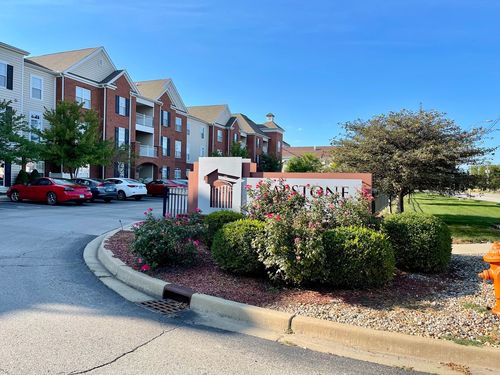 206-1903 N Lincoln Ave, Urbana, IL, 61801-1090 | Card Image