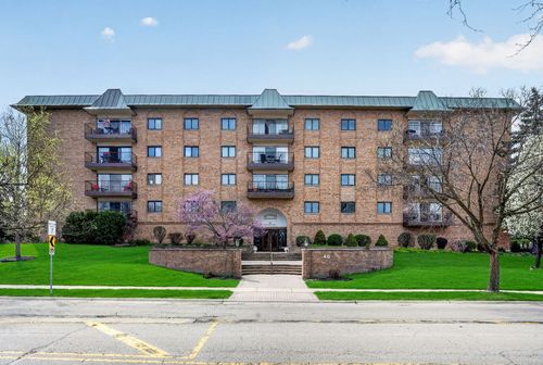 3-h-40 S Main St, Glen Ellyn, IL, 60137 | Card Image