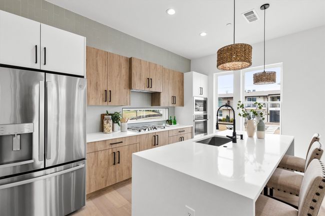 105 - 604 N Ewing Ave, Townhouse with 3 bedrooms, 4 bathrooms and null parking in Dallas TX | Image 12