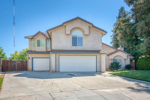 802 N Stanford Avenue, Clovis, CA, 93611 | Card Image