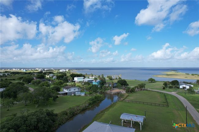 700 Swan Point Marina Rd, House other with 3 bedrooms, 3 bathrooms and null parking in Seadrift TX | Image 7