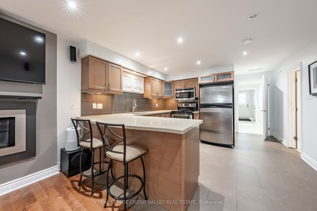 8 Petunias Rd, House attached with 4 bedrooms, 2 bathrooms and 3 parking in Brampton ON | Image 27