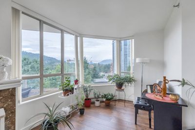 704 - 738 Farrow St, Condo with 1 bedrooms, 1 bathrooms and 1 parking in Coquitlam BC | Image 3