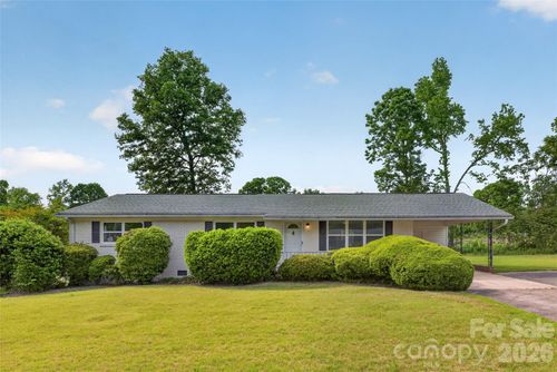 4429 Dawnwood Dr, Gastonia, NC, 28056-7066 | Card Image