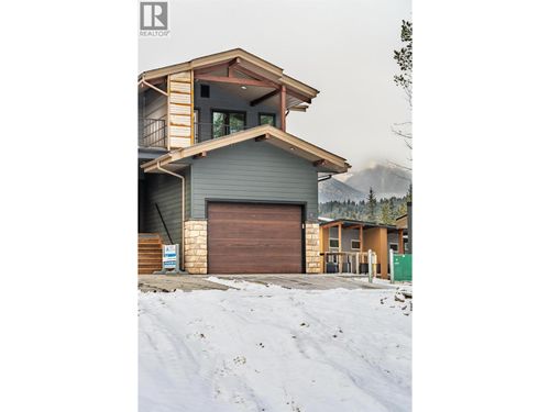 9-1444 Granite Dr, Golden, BC, V0A1H3 | Card Image