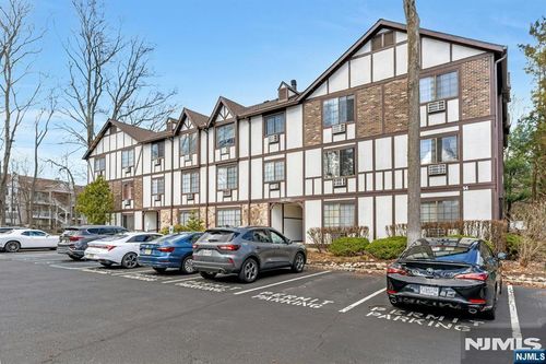 1419 Faulkner Ct, Mahwah, NJ, 07430-3484 | Card Image