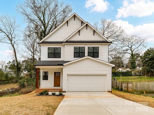 2615 Brentwood Pl, Charlotte, NC, 28208-7049 | Card Image