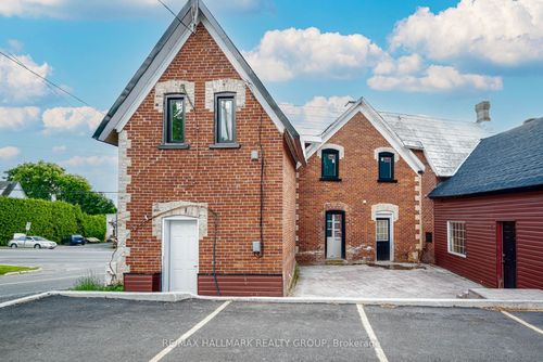 3-5561 Manotick Main St, Manotick, ON, K4M0T6 | Card Image