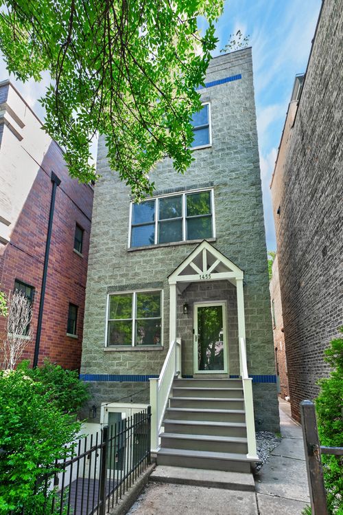 a-1455 Wolfram St, CHICAGO, IL, 60657-4116 | Card Image