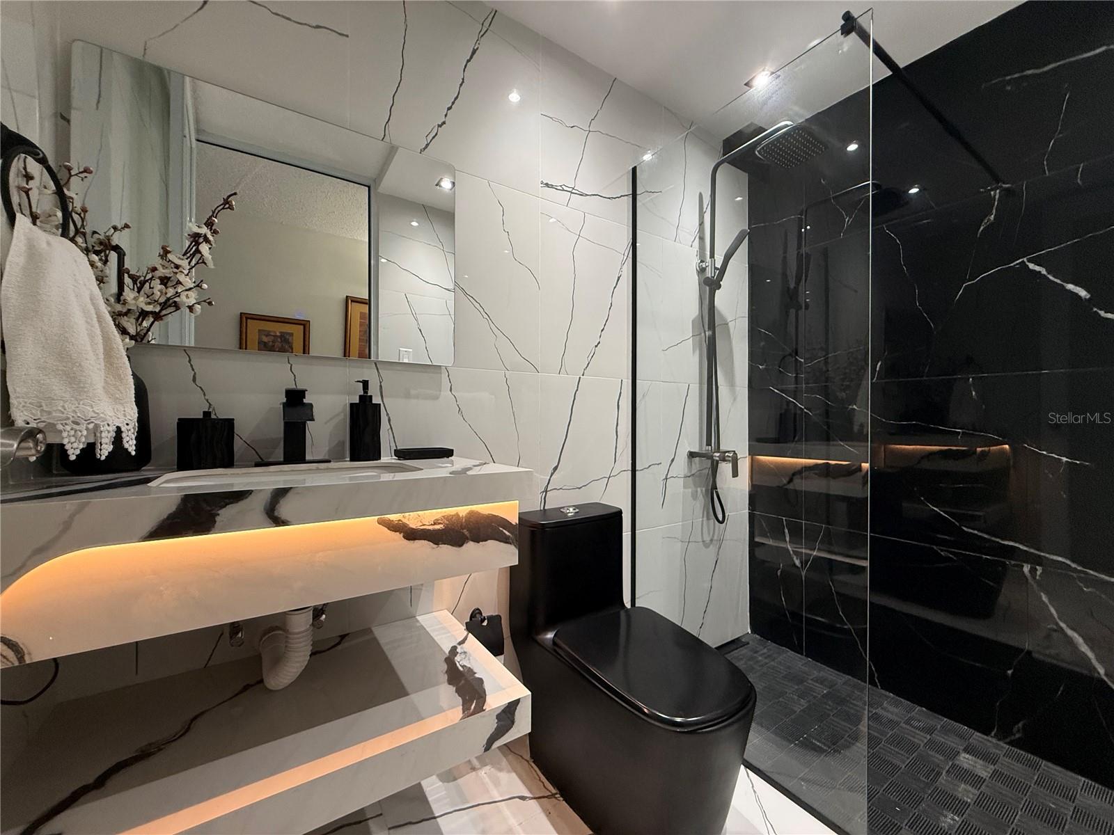 Residential Lease en alquiler en GUAYNABO, 57 LOPATEGUI, 1305 m²