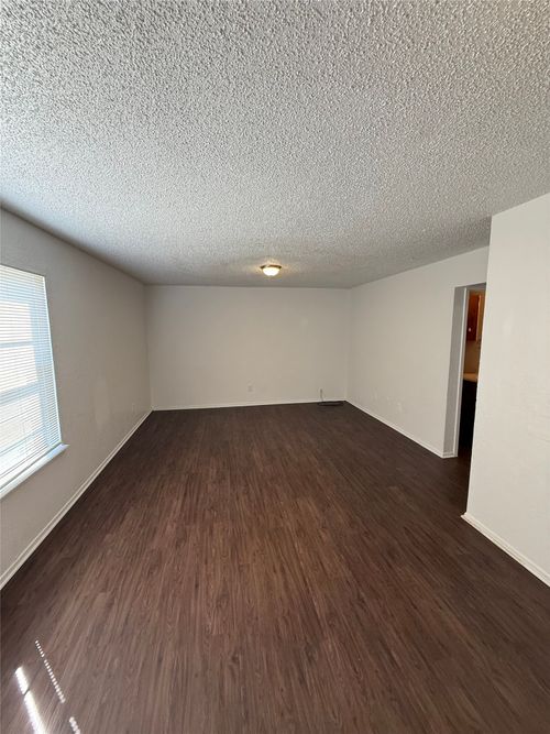 d-1715 Short Street, Cleburne, TX, 76033 | Card Image