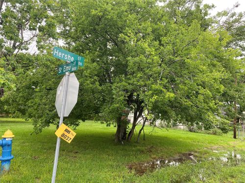 4201 Hershe St, Houston, TX, 77020-2501 | Card Image