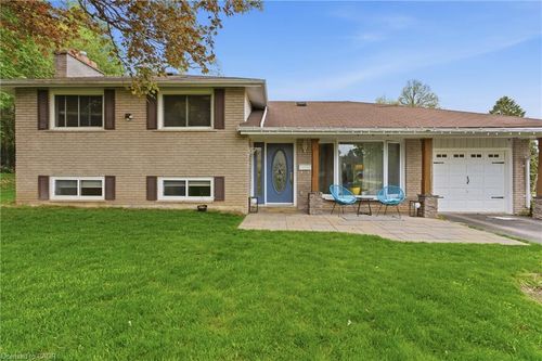 197 Burbank St, Acton, ON, L7J1S9 | Card Image