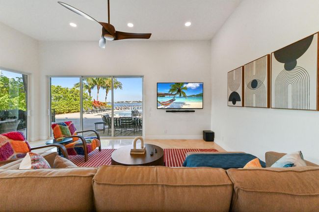 200 N Lake Dr, House other with 5 bedrooms, 5 bathrooms and null parking in Lantana FL | Image 19