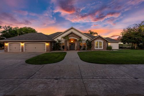 10621 Gibbs Dr, Oakdale, CA, 95361-9606 | Card Image