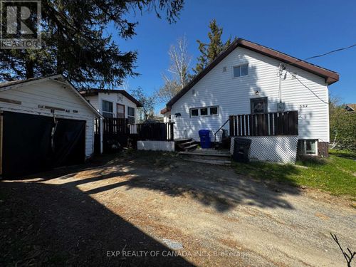 582 Government Rd W, Chaput Hughes, ON, P0K1A0 | Card Image