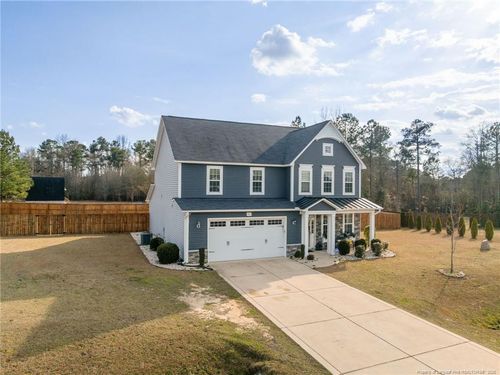 1427 Creekwood Rd, Hope Mills, NC, 28348-1418 | Card Image
