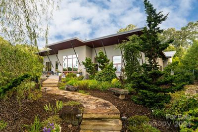 Front of Home and Gardens | Image 1