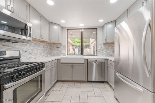 2486 Sabado St, Las Vegas, NV, 89121-4159 | Card Image