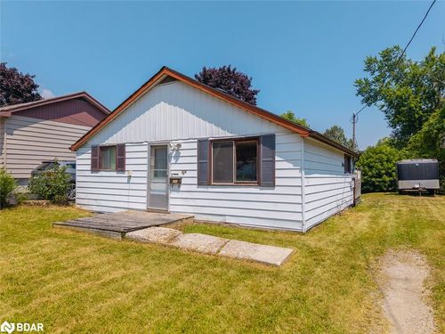 424 Forest Ave S, Orillia, ON, L3V3Z9 | Card Image