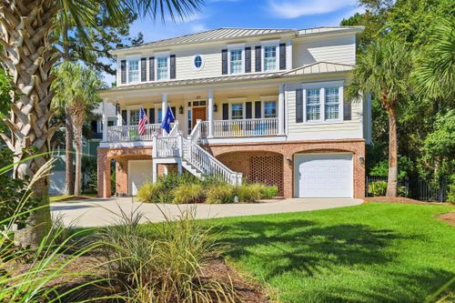 112 Cockle Shell Ct, Pawleys Island, SC, 29585-8194 | Card Image