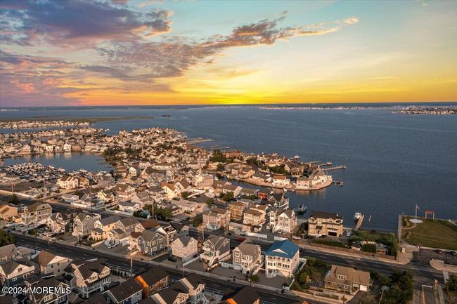 3 Cummings St, Condo with 3 bedrooms, 3 bathrooms and null parking in Mantoloking NJ | Image 6