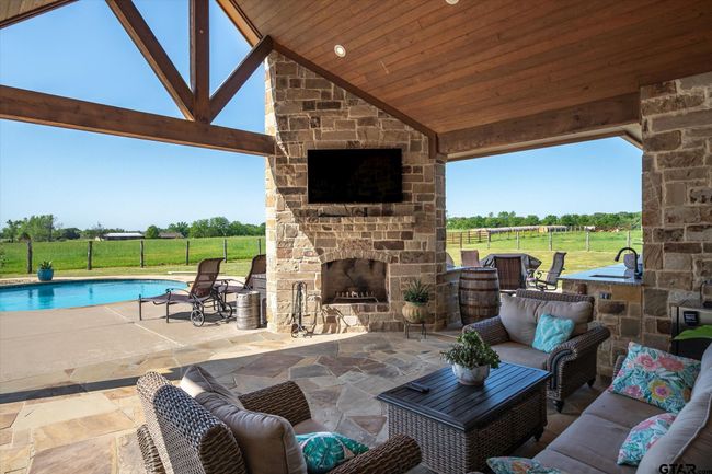4152 Van Zandt County Road 4301, Home with 3 bedrooms, 3 bathrooms and null parking in Ben Wheeler TX | Image 4