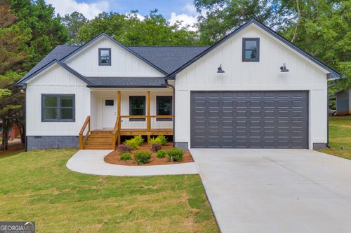 256 Adams Place Dr, Royston, GA, 30662-2428 | Card Image
