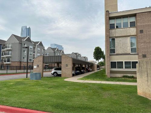 apt-205-600 Nw 4th St, Oklahoma City, OK, 73102-1652 | Card Image