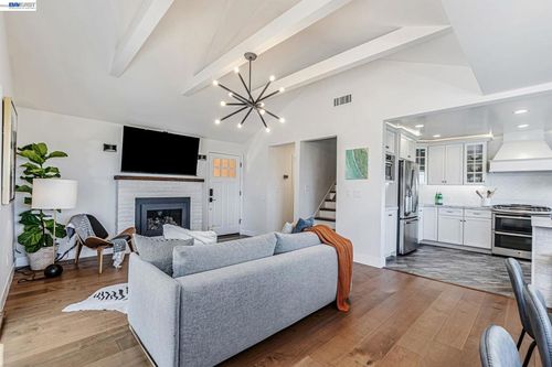 208 208 Princeton Ave, Mill Valley, CA, 94941 | Card Image