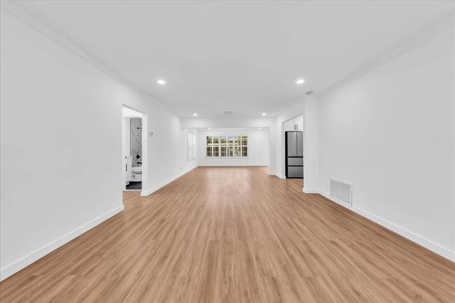 Living & Dining Room | Image 11