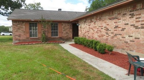 3221 Wheatridge St, Pearland, TX, 77581-2440 | Card Image