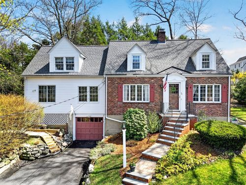 50 Gayland Rd, Needham, MA, 02492-2802 | Card Image