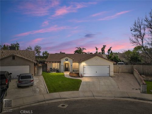 3305 Kimmie Rachelle Court, Bakersfield, CA, 93313 | Card Image
