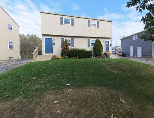 4034 Halsey Place, Columbus, OH, 43228 | Card Image