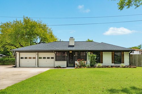 102 Turner St, Clute, TX, 77531-4342 | Card Image