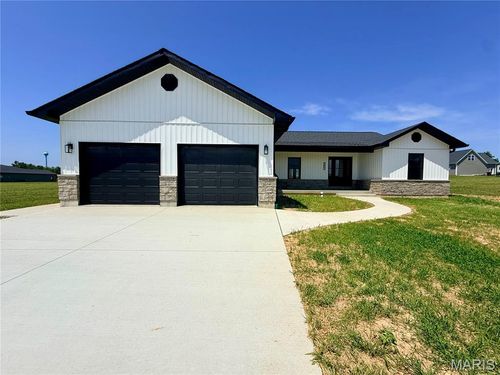 1657 Red Bud Ct, Perryville, MO, 63775-1280 | Card Image